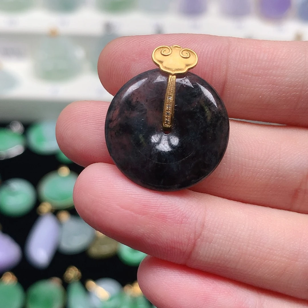 颈饰18K金镶嵌翡翠翡翠吊坠