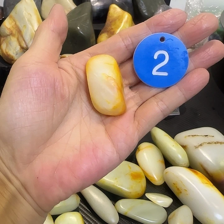 和田玉（糖玉）未镶嵌手链