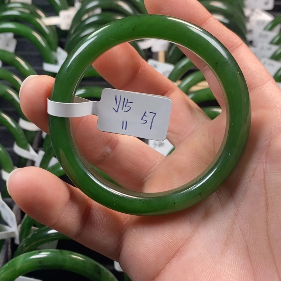 和田玉（碧玉）未镶嵌手镯57