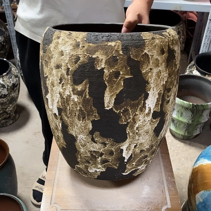 紫砂花盆口24高度31黑茶……