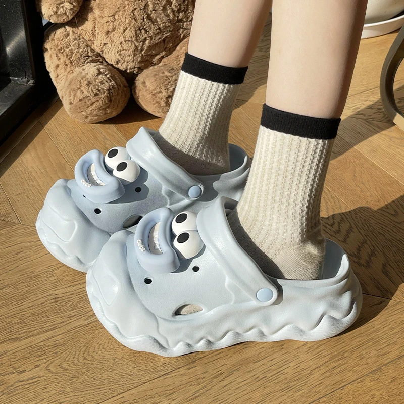 夏季卡通可爱云朵洞洞鞋女居家少女心包头两穿百搭防滑两穿凉拖鞋