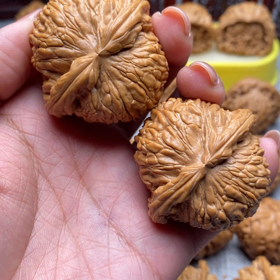 文玩核桃把件小****闷白46全