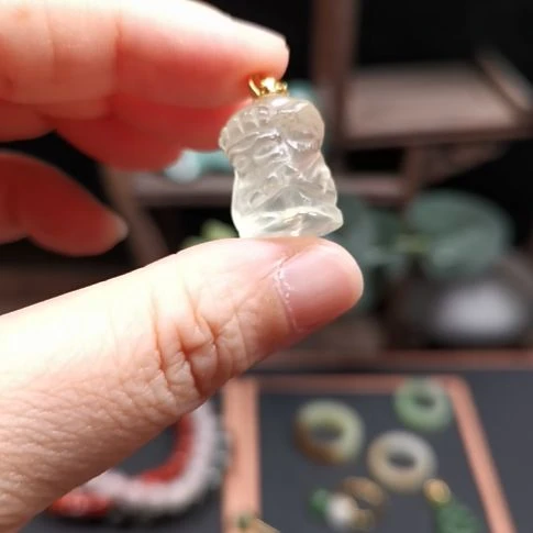 水晶颈饰银S925镶嵌扎基