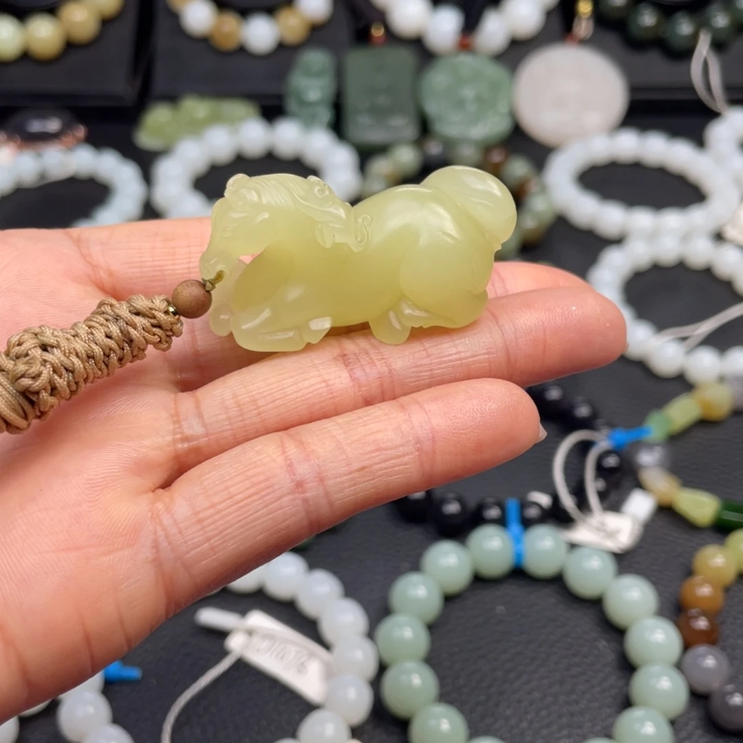 和田玉未镶嵌手链