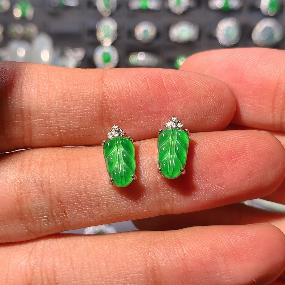 翡翠未镶嵌耳钉耳钉