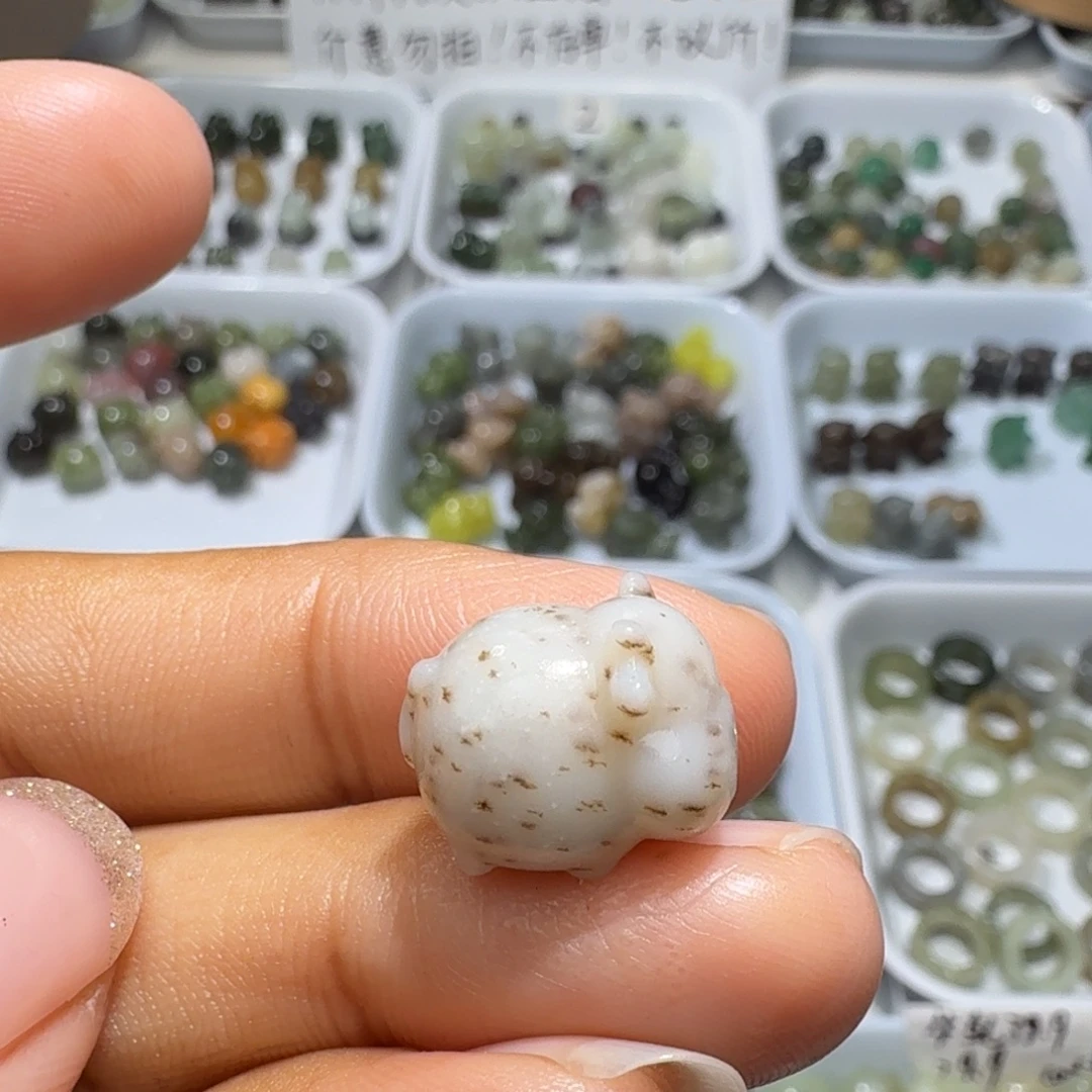 和田玉未镶嵌珠宝奇石