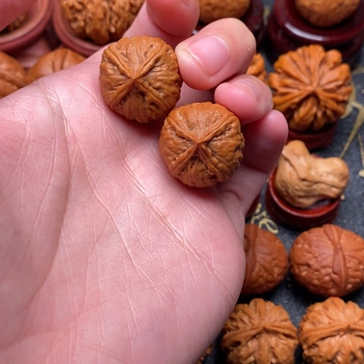 吊坠文玩核桃四棱