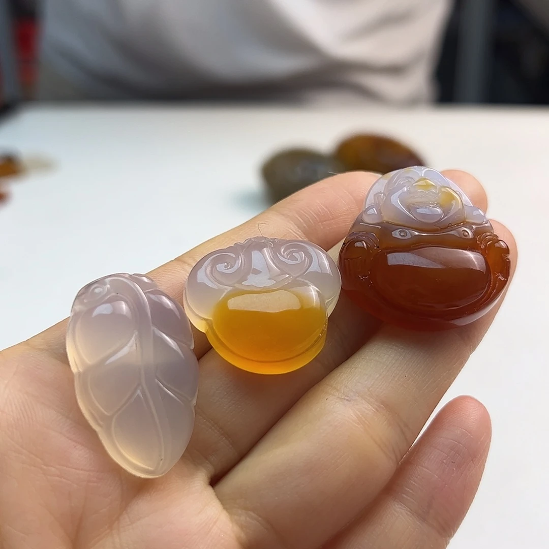 玛瑙/玉髓未镶嵌颈饰