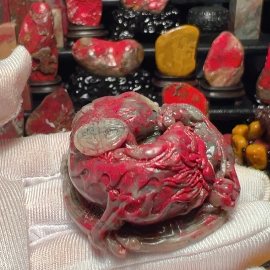 已***置昌化鸡血石精品摆件