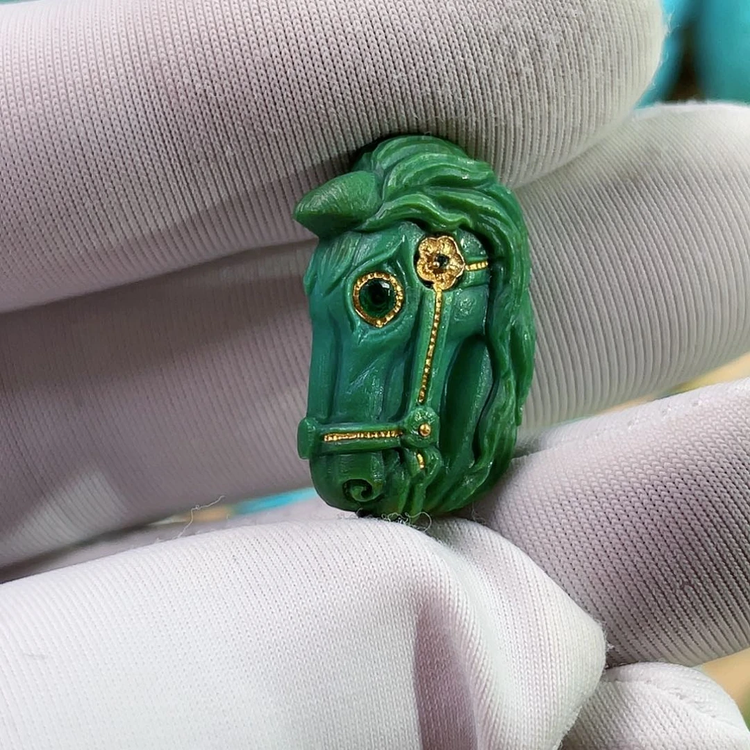 绿松石未镶嵌珠宝奇石