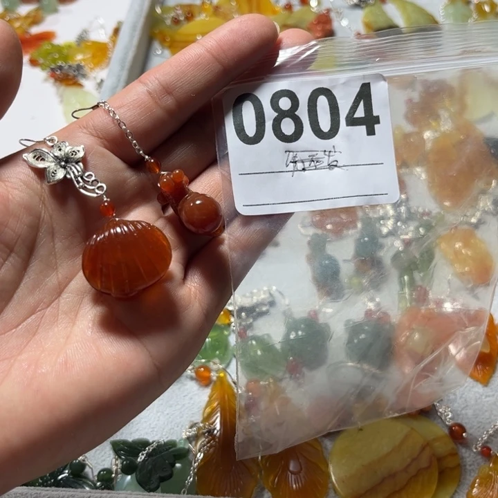 世***兮合金蛇纹石玉耳饰