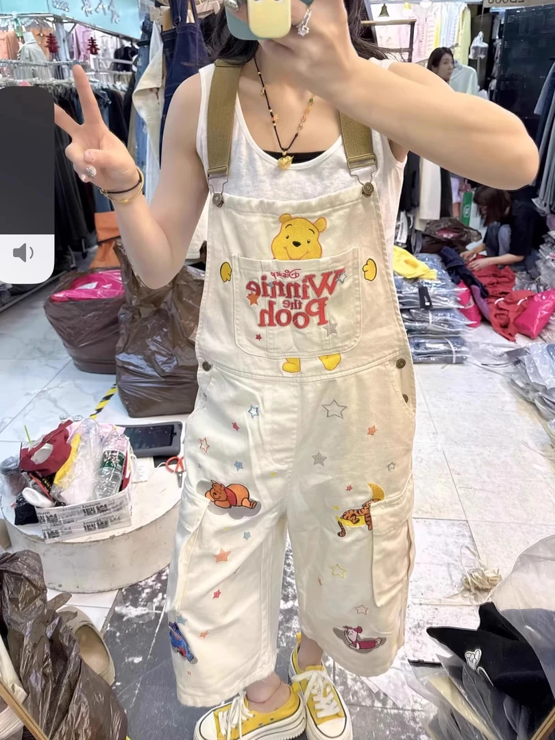 大码美式复古可爱卡通小熊工装背带八分裤女2025夏宽松阔腿连体裤