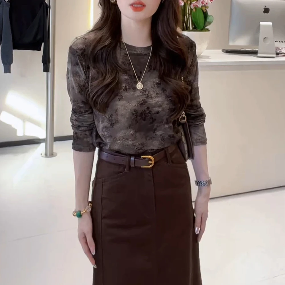 网红洋气扎染针织衫长袖t恤女2025春秋新款时尚修身显瘦打底上衣