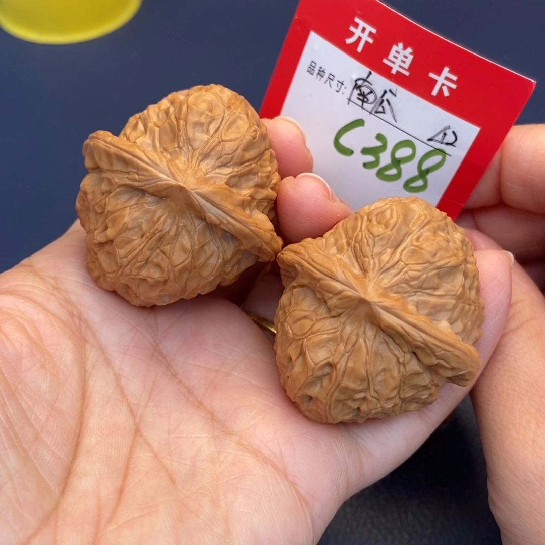 文玩核桃吊坠文玩核桃