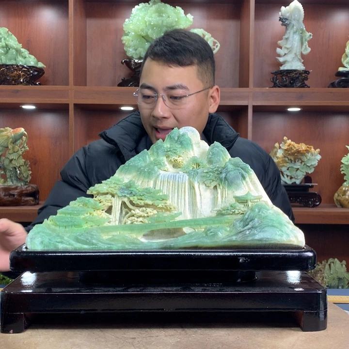 【闪购商品】绿泥石云母质玉（岫岩玉）珠宝奇石未镶嵌亲**在