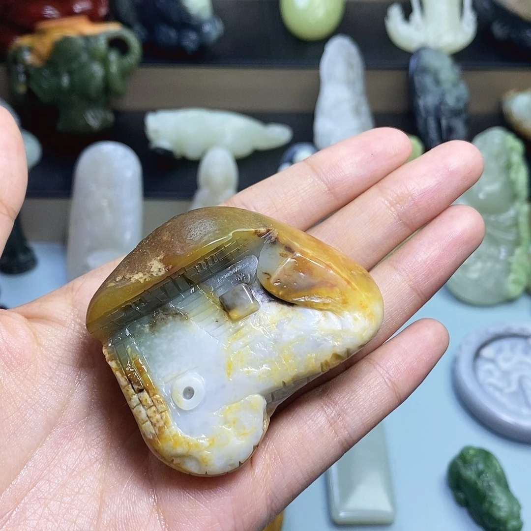 【闪购商品】颈饰未镶嵌和田玉小**美