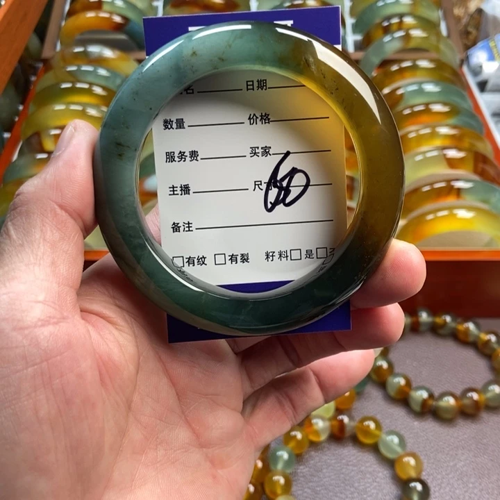 蛇纹石玉未镶嵌手镯手串