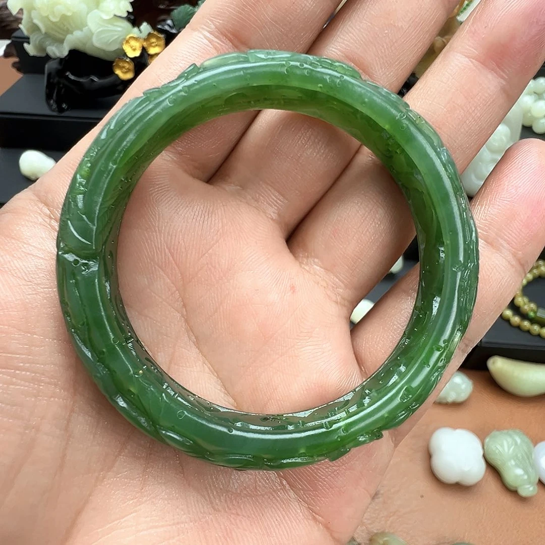 未镶嵌和田玉（糖玉）珠宝半成品平****.