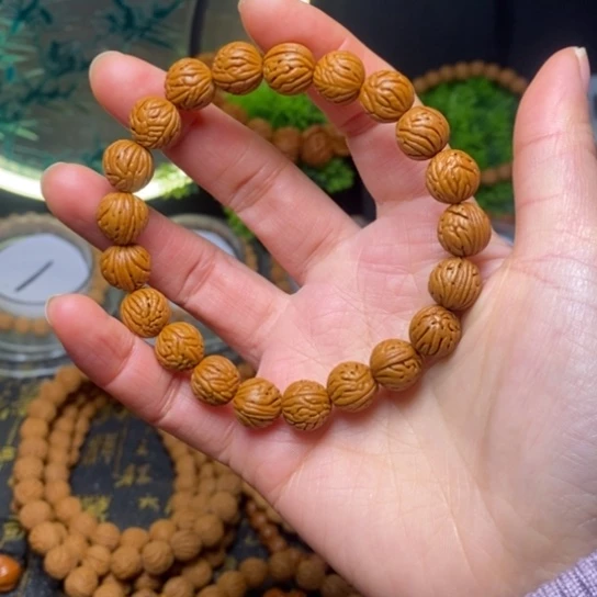 【闪购商品】手串桃核我**周