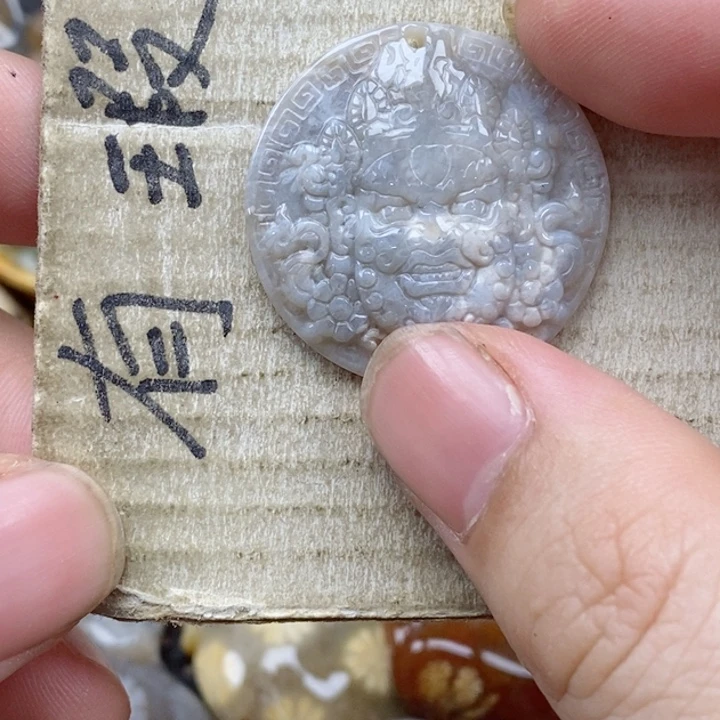 硅化珊瑚（珊瑚玉）未镶嵌颈饰腿***九