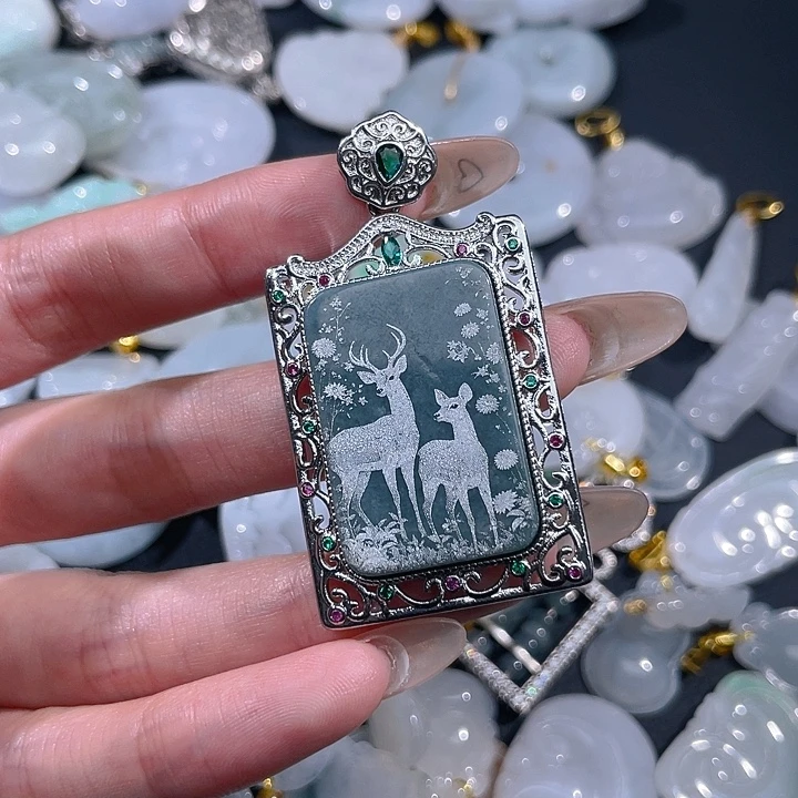 翡翠未镶嵌吊坠(不含链)