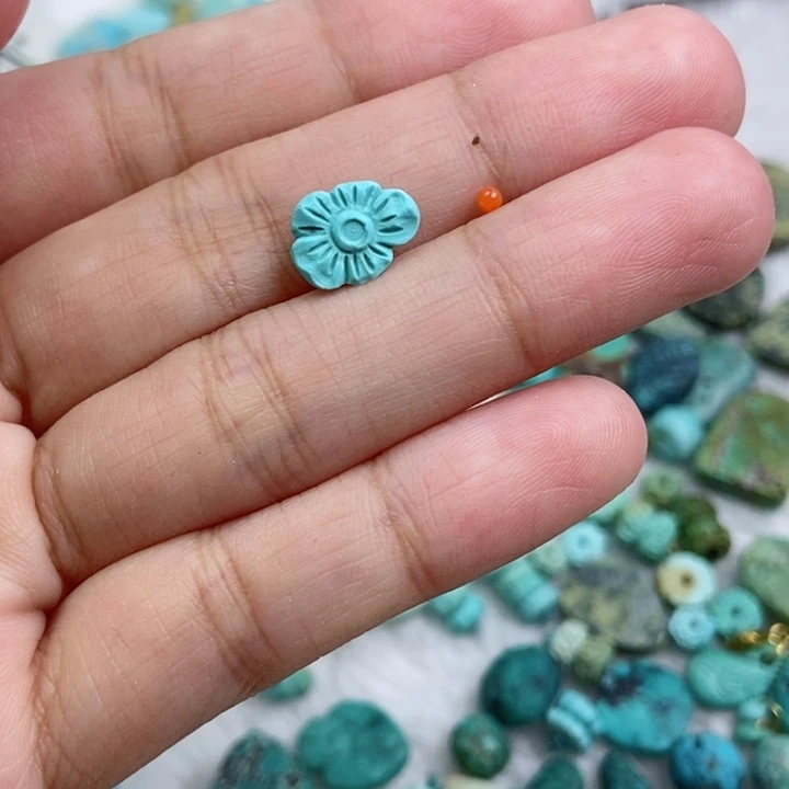 南红玛瑙未镶嵌珠宝奇石