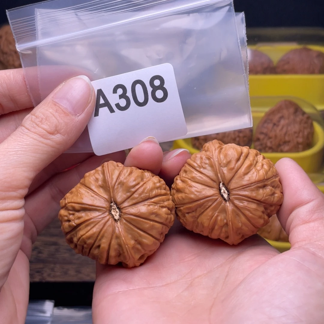 边***回吊坠文玩核桃全品南瓜饼