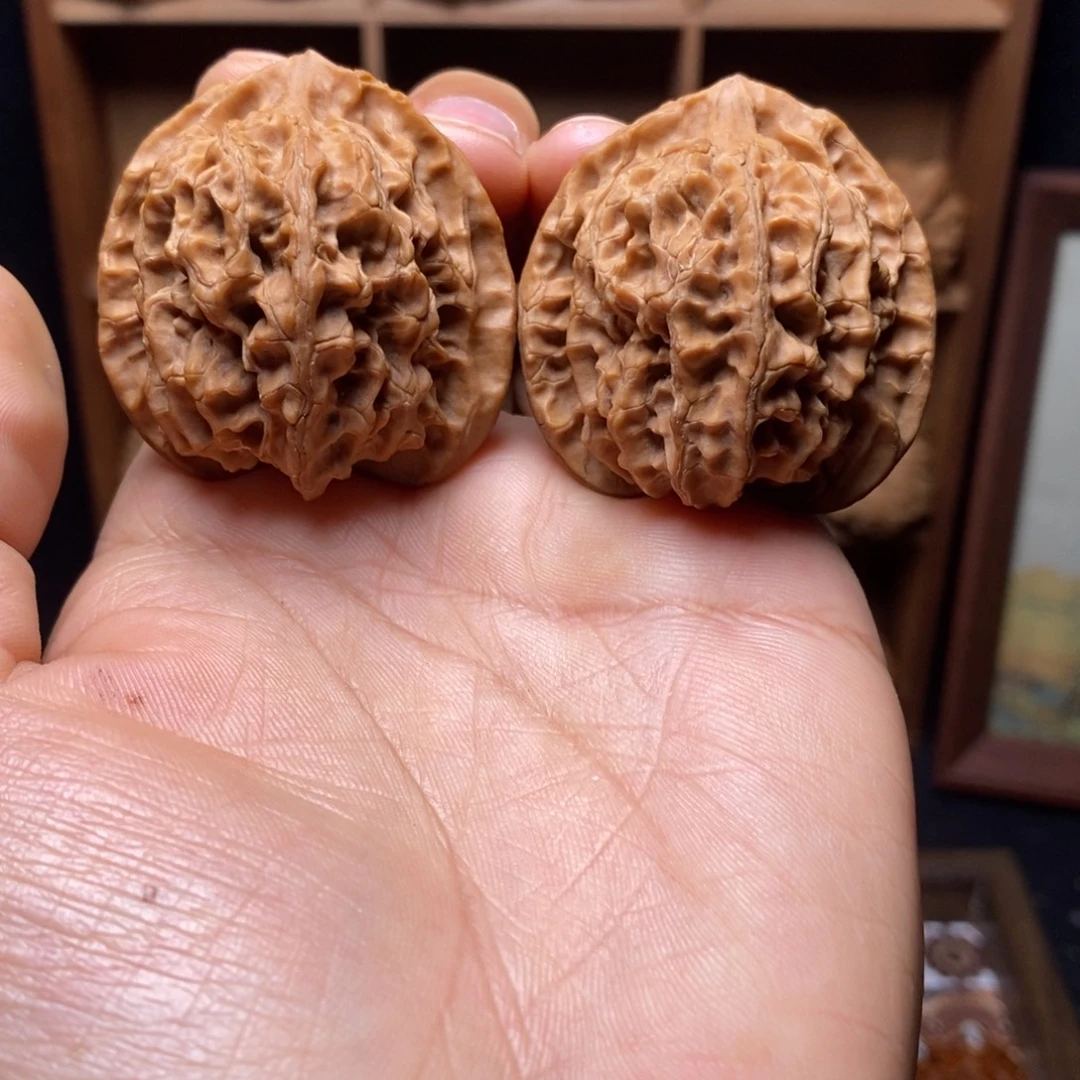 文玩核桃吊坠43尺原桩苹果50g