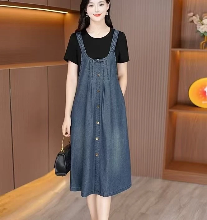 时尚减龄背带连衣裙女夏季休闲显瘦遮肚子设计