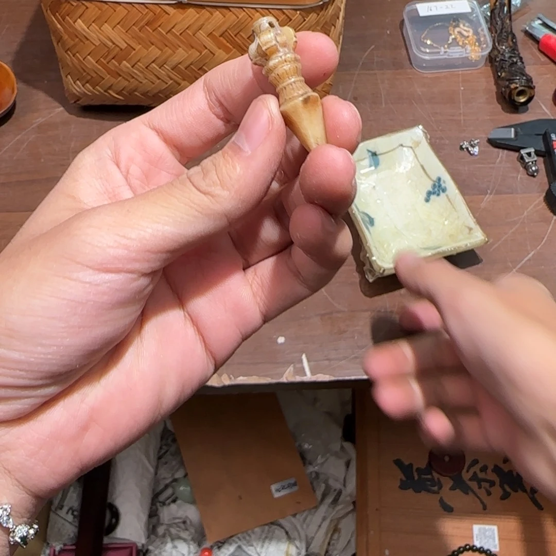 陶瓷孤品单件车里拍