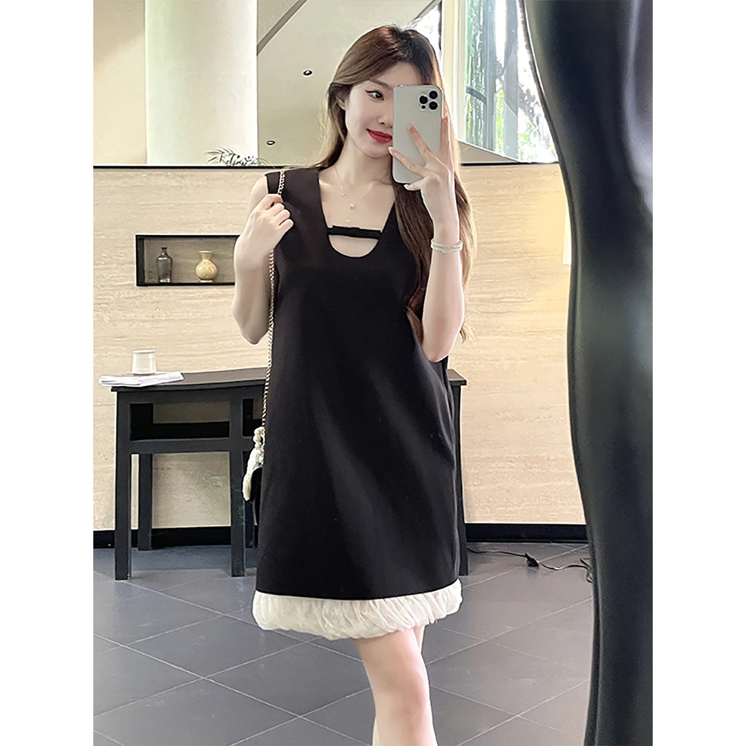 今年的 小黑裙系黑色背心气质连衣A字短裙大码显瘦针织时尚休闲