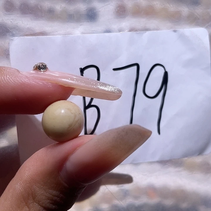 l***️裸石琥珀未镶嵌10.5福利