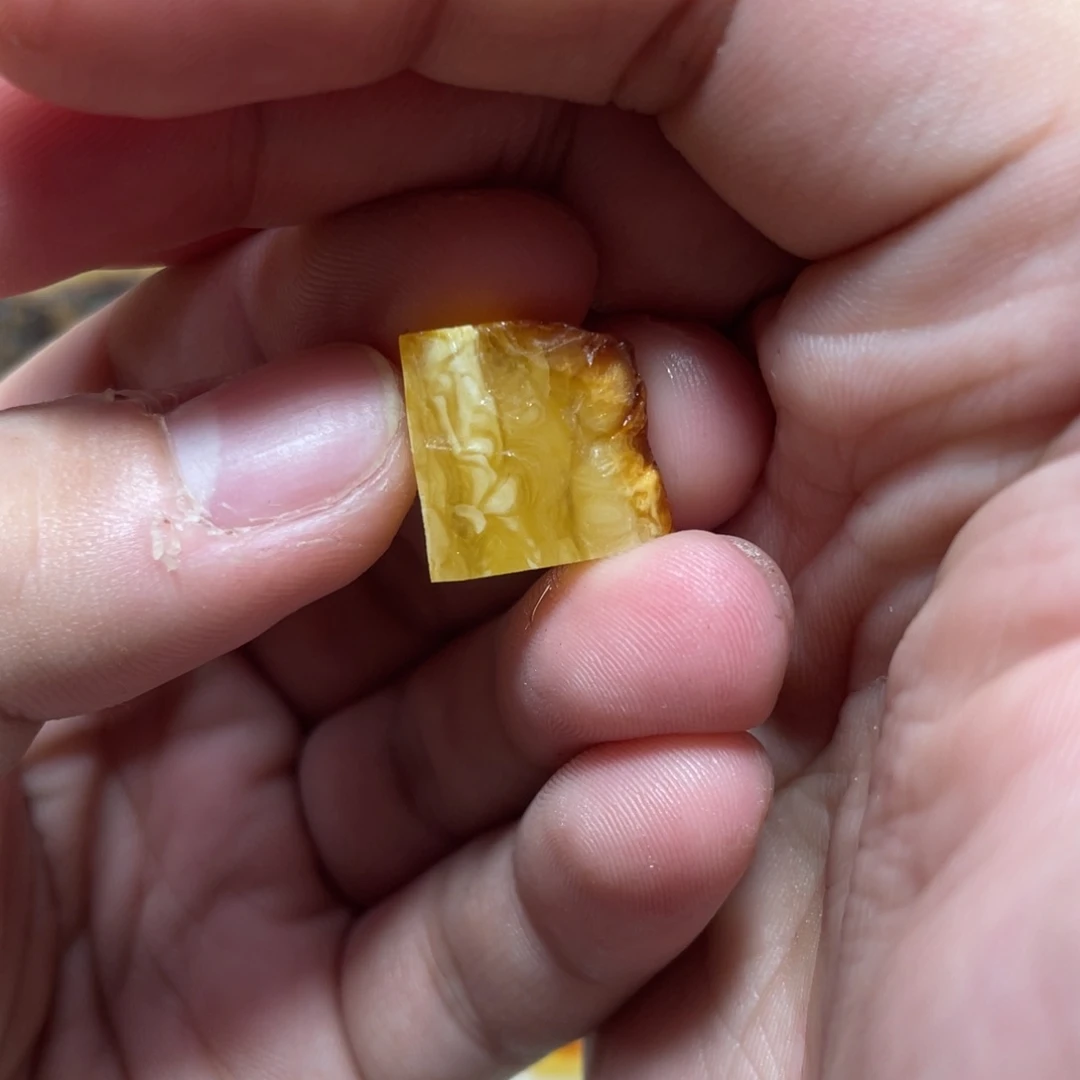 定制琥珀天然原矿