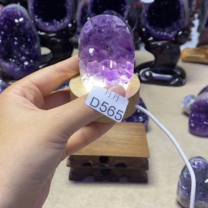 赵***洢未镶嵌大型摆件（非配饰）水晶