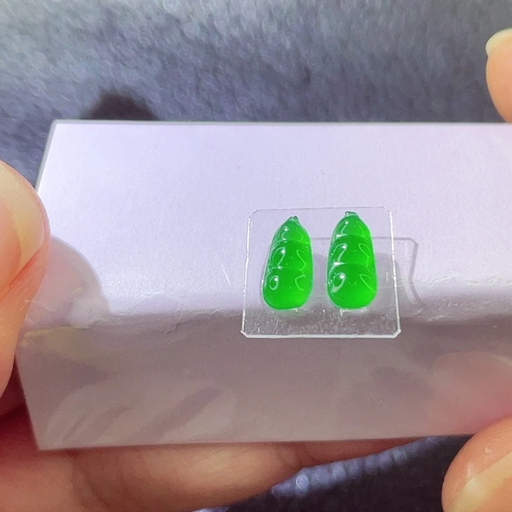 未镶嵌定制翡翠翡翠
