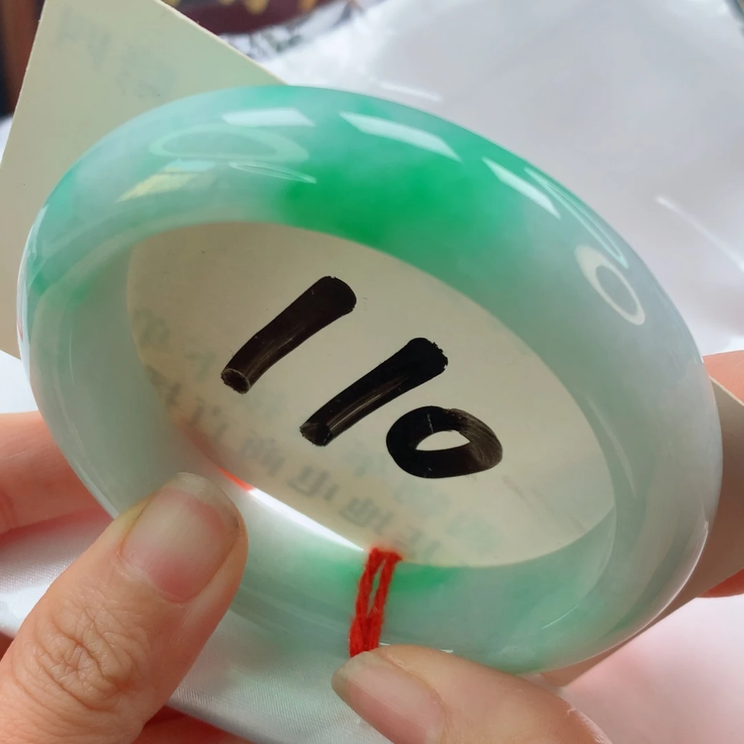 未镶嵌手镯翡翠正阳绿飘花