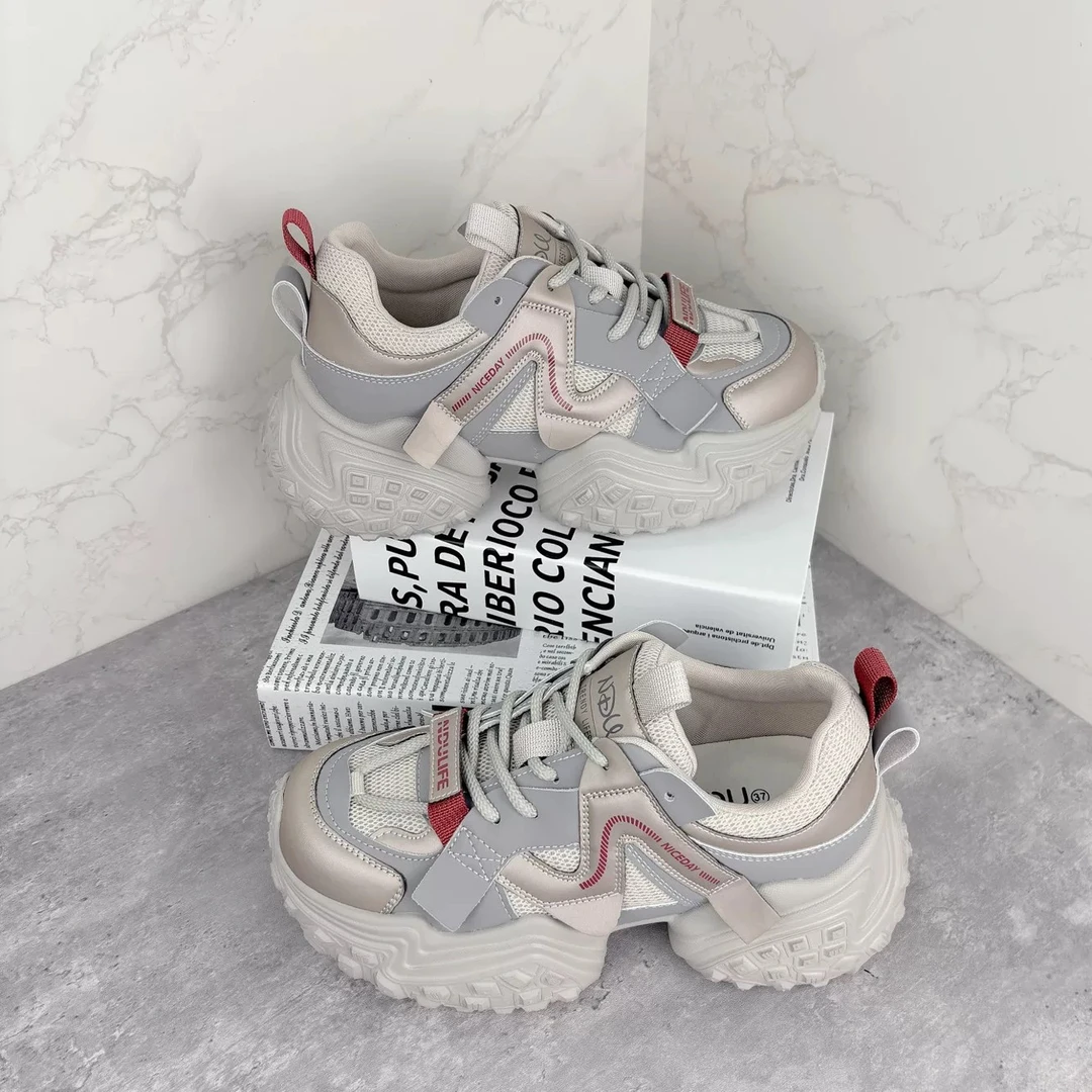 恩度2025春秋新款女士老爹鞋时尚潮流厚底鞋