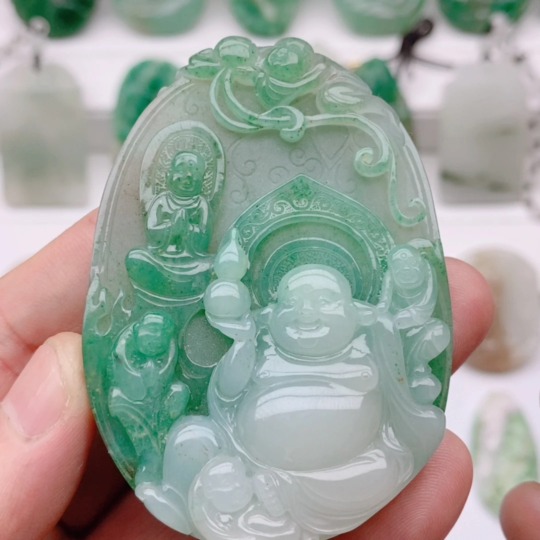 独山玉未镶嵌颈饰