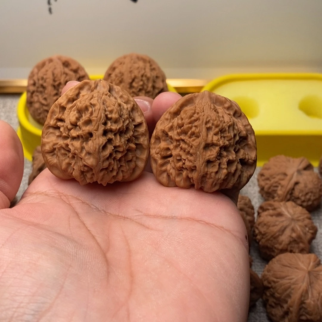 室***3吊坠文玩核桃41三角疆