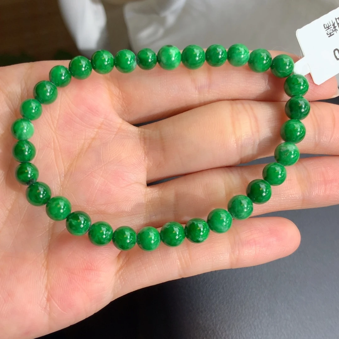 翡翠未镶嵌手串卡5.2-6细糯辣绿手串（有棉坑）