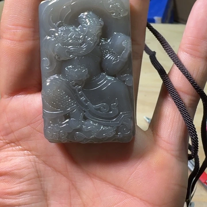 未镶嵌和田玉（糖玉）挂件