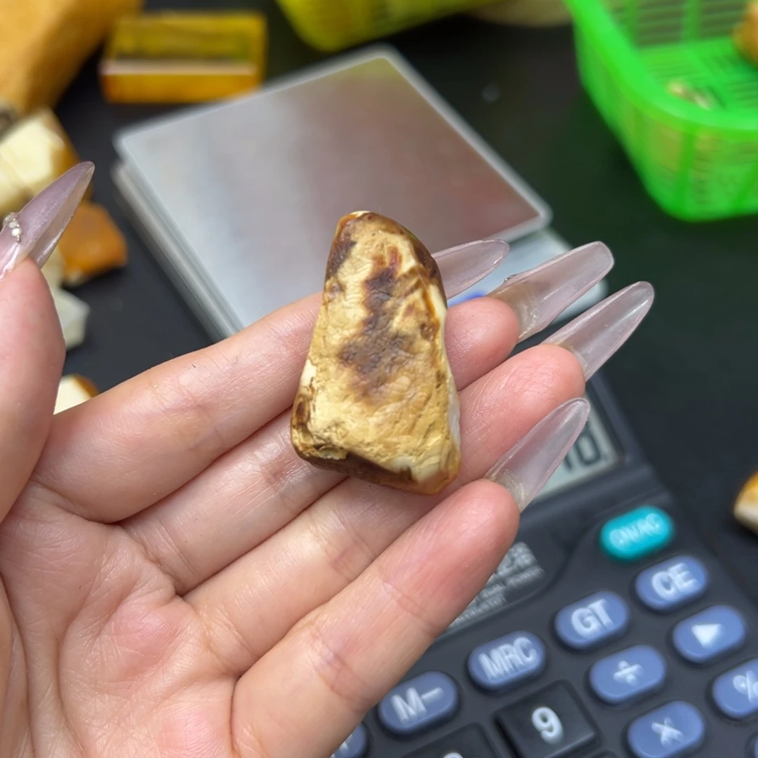 定制琥珀未镶嵌一**宅蜜蜡
