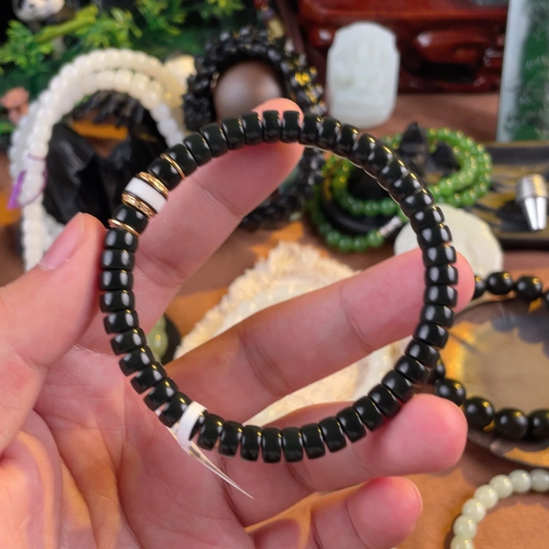 未镶嵌手链和田玉