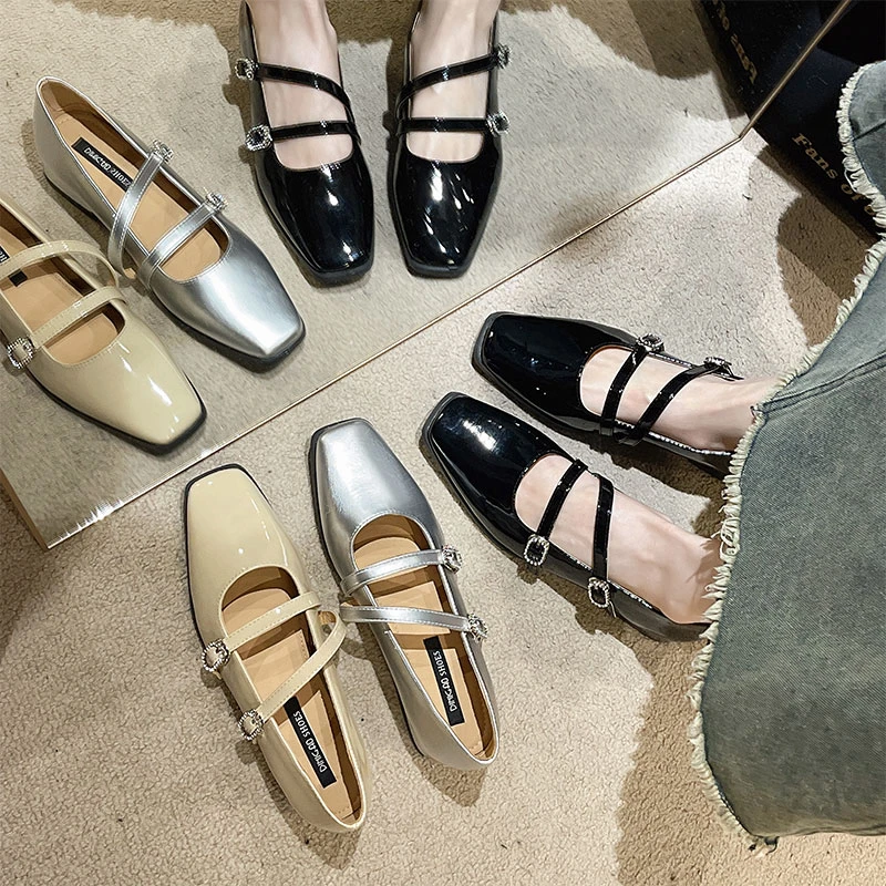 玛丽珍小皮鞋女2025新款夏季尖头时尚复古一字带方头粗跟低跟单鞋