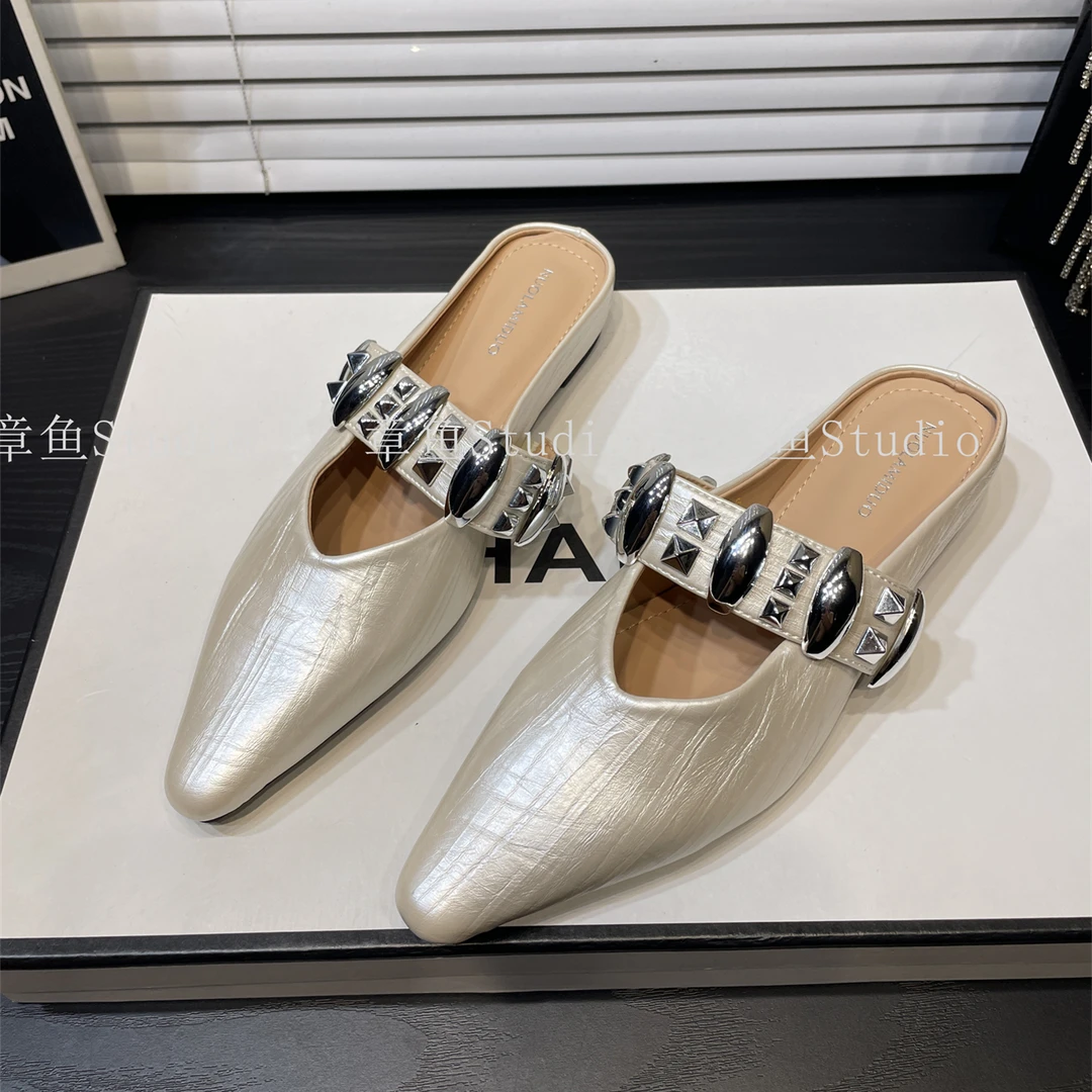 方头铆钉一字带内增高包头半拖鞋女法式气质一脚蹬软底穆勒凉拖鞋