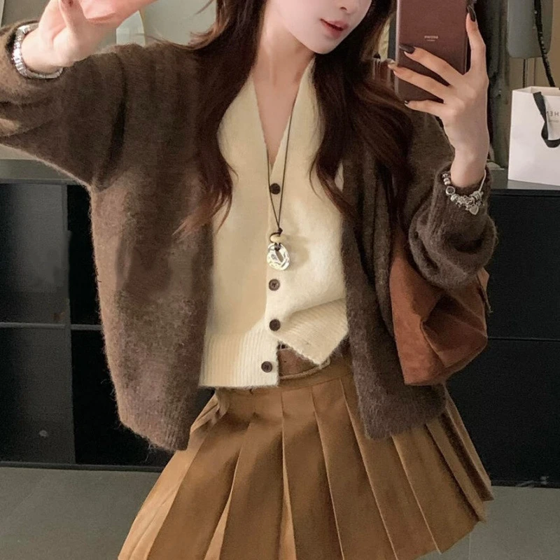 YS撞色假两件v领针织开衫女秋冬新款设计感小众慵懒风休闲毛衣上