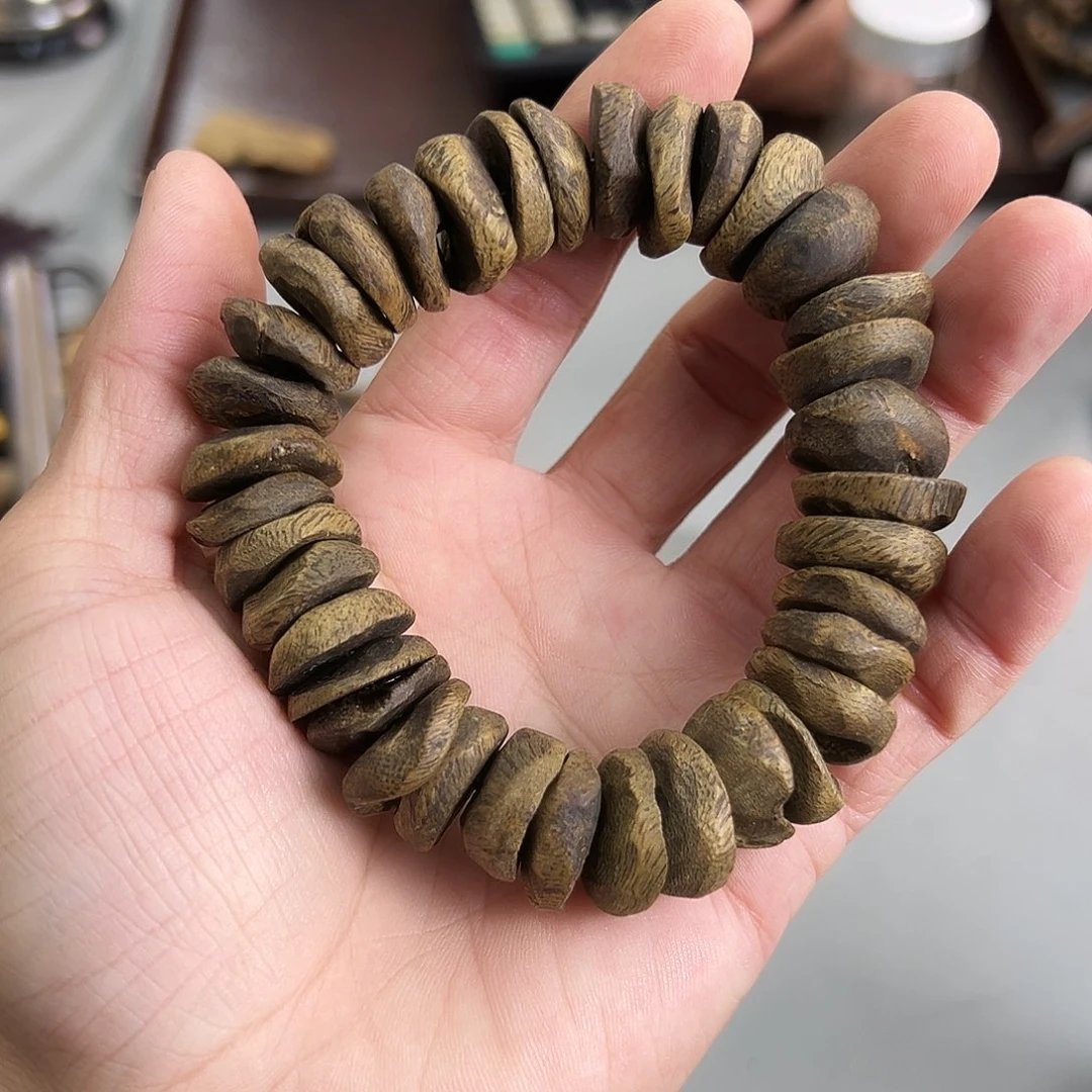 沉香沉香香囊海南白棋大苞头单圈31克➕多样性发一