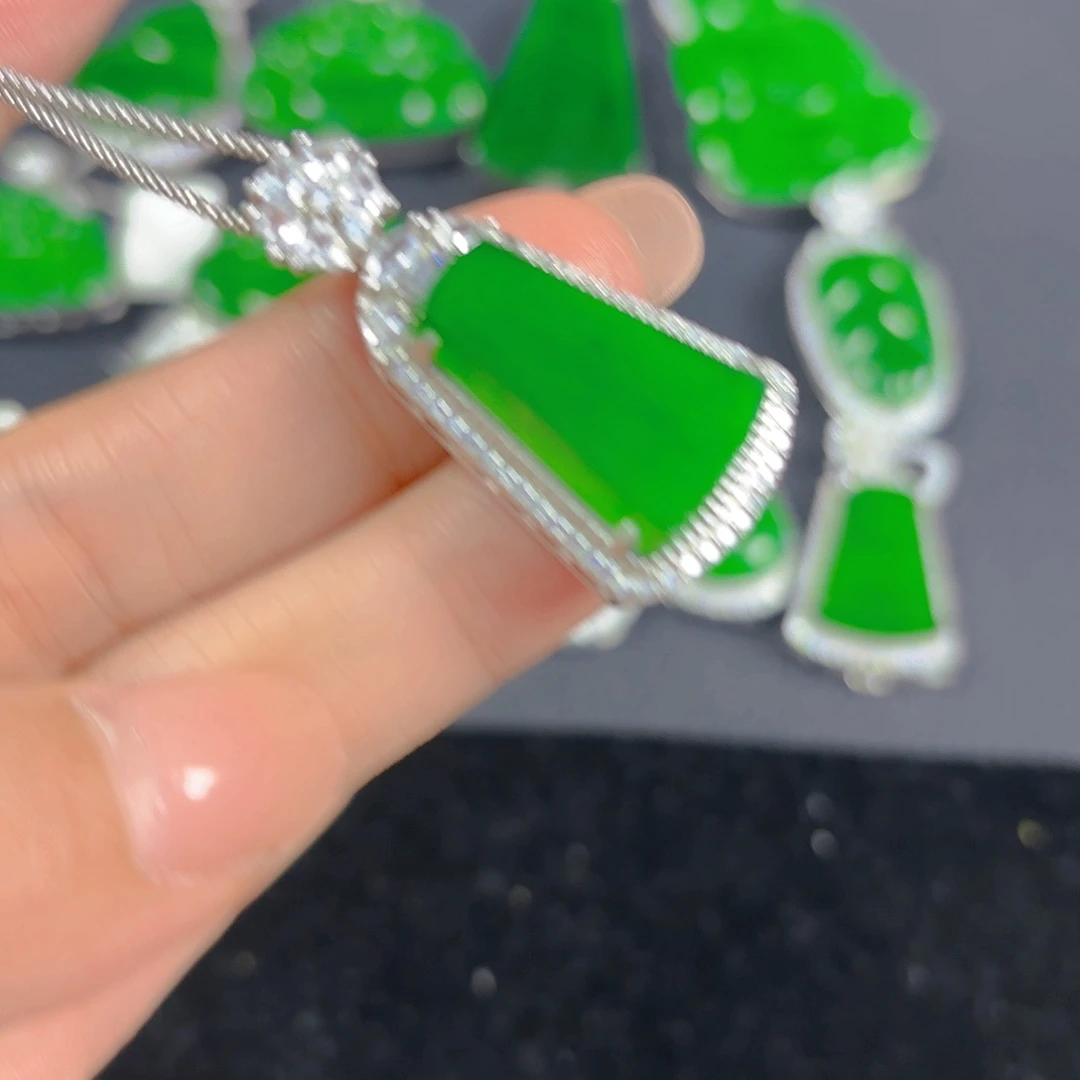 翡翠银S925镶嵌吊坠(不含链)