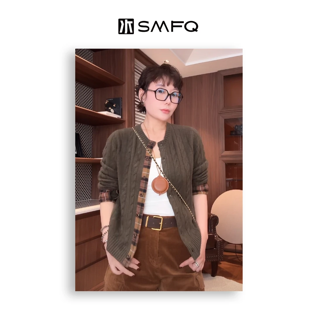 水木夫妻 “劳伦开衫“100%羊毛撞色假两件绞花螺纹针织衫毛衣