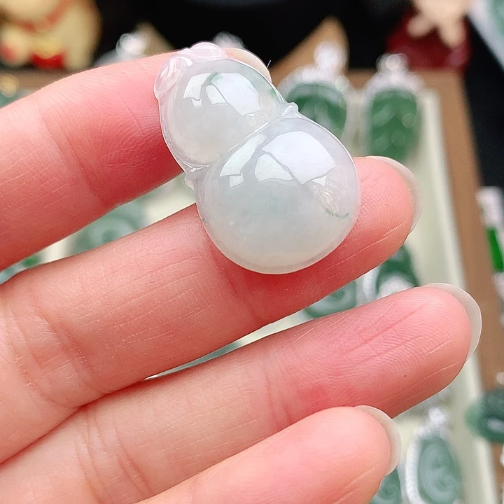 颈饰银S925镶嵌翡翠吊坠